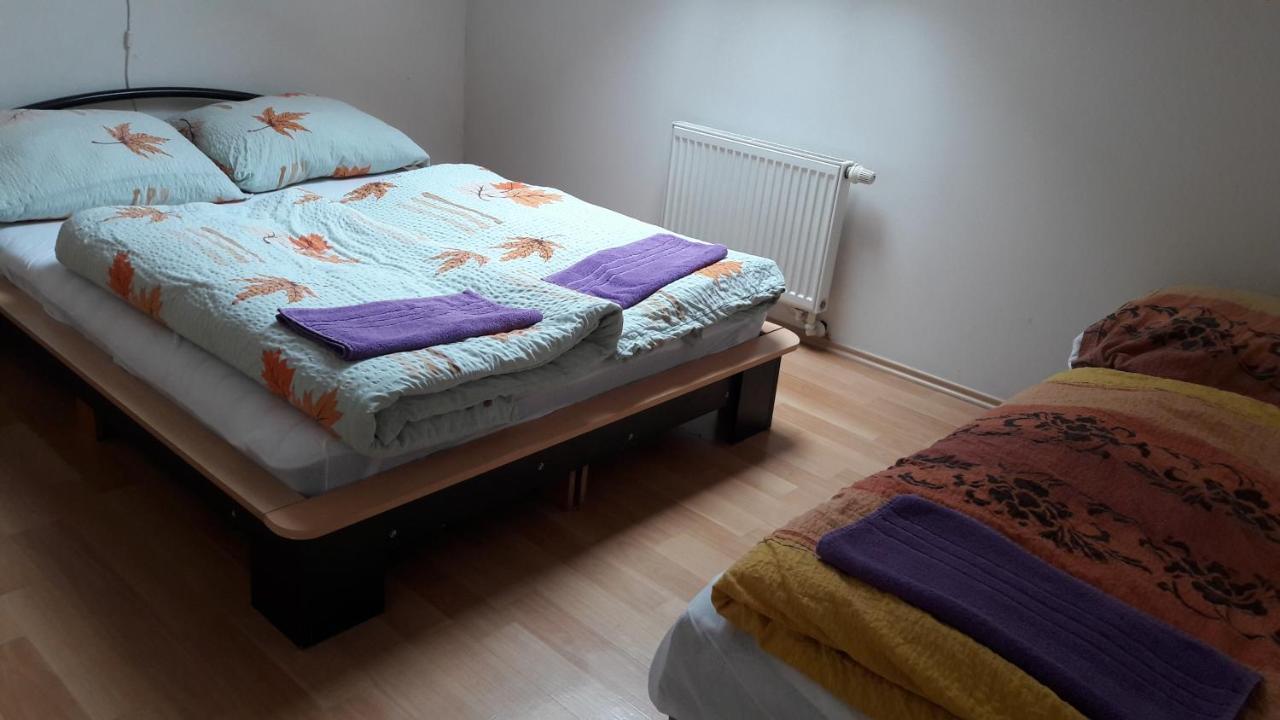 Ubytovaci Zarizeni Lovosice Bagian luar foto